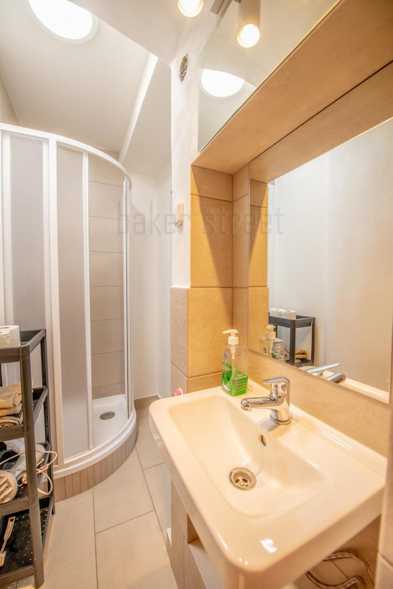 Cozy Apartment Close To Palmovka Prague Exterior photo